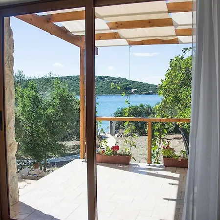 House Divna Holiday home