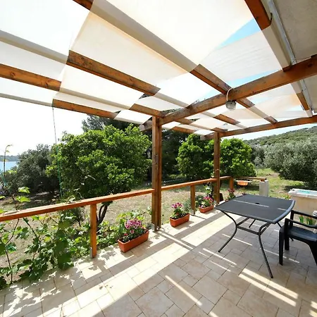 House Divna Holiday home