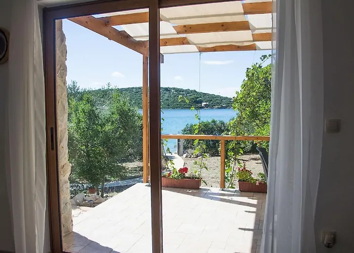 House Divna Semesterbostad